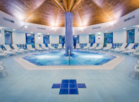 Maďarsko: Erzsebet Park Hotel *** Superior s polpenziou + neobmedzené wellness.