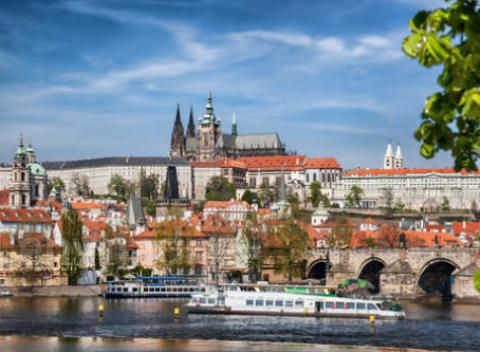 Nádherný 4* hotel Courtyard by Marriott Prague s výletnou panoramatickou plavbou po Vltave. Ponúkame Vám komfortný pobyt. 