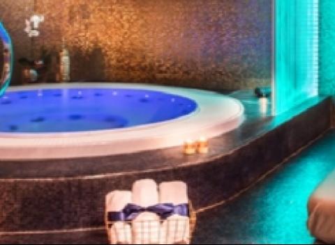 Navštívte jedno z najkrajších miest v Európe, mesto Praha. Dovolenka v prekrásnom hoteli Royal Court Prague pre dvoch na 3-4 dni s raňajkami.