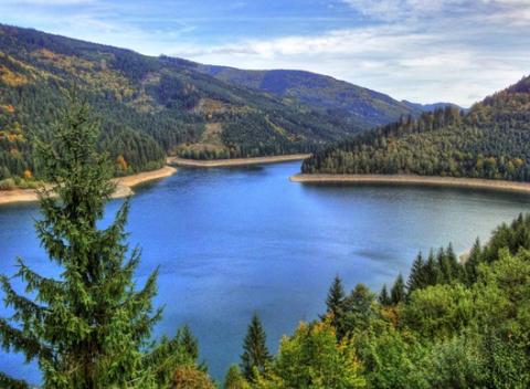 Užite si prázdninové leto v regióne Valašsko, s perfektným zázemím a chutnou polpenziou v štýlovom 3* hoteli Tanečnica priamo na Pustevnách.