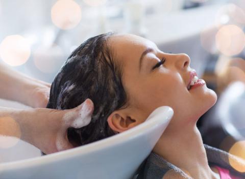 Balíček kaderníckych služieb so značkou Kérastase a systémom INOA. Doprajte svojim vlasom prvotriednu starostlivosť.