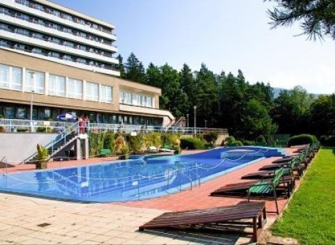 Potešte seba i svojich blízkych pobytom v krásnej prírode Valašských Beskýd. Dovolenka v hoteli Relax s polpenziou a wellness. 