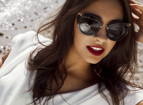 Doprajte luxus vašim vlasom v podobe profesionálnej starostlivosti v salóne špičkového stylistu Jána Molnára v Banskej Bystrici. 