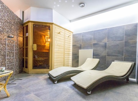 Východné Čechy: Hotel Tatra *** s polpenziou, privátnym wellness a procedúrami.