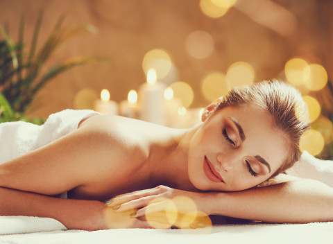 Trenčianske Teplice: Hotel Nová Adria *** s plnou penziou a procedúrami + masáž.