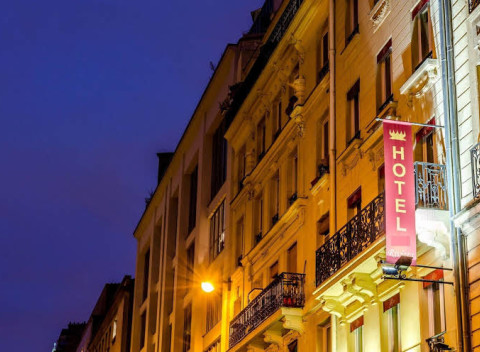 Valentínsky pobyt v Paríži - hotel Riviera na 2 noci pre dvoch s raňajkami.