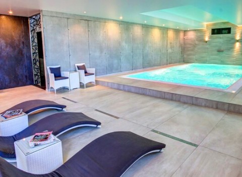 Až 120 minút vo wellness pre dvoch s fľašou sektu v rekreačnom stredisku Marina Liptov.