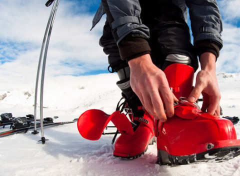 Požičajte si lyže alebo snowboard v Jasnej za super ceny a skočte na svah v plnej výbave.