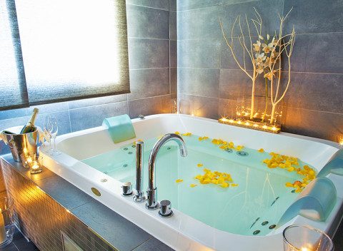 Dovolenka v malebných Beskydách v hoteli vo Valašskom Meziříčí s wellness a polpenziou.