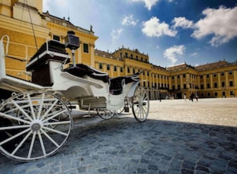 Veľká noc vo Viedni - 3 noci pre dvoch v príjemnom hoteli v časti Simmering.