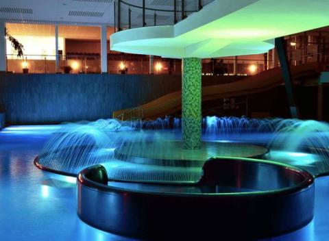 Ak túžite po oddychu, ale i zábave vo vode, zoberte si plavky a užite si pobyt v penzióne Panda so vstupom do aquaparku Turčianske Teplice.