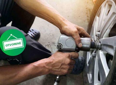 Kompletné prezutie alebo prehodenie kolies v JOFI servise bez čakania v dlhých radoch.