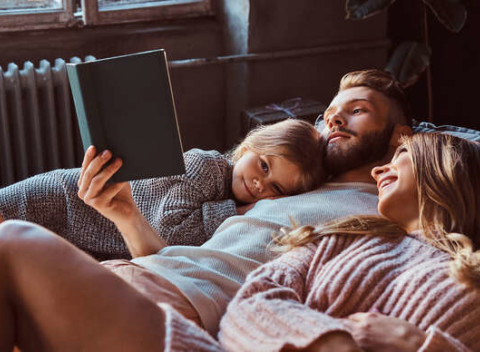 Vybrané knižné tituly pre celú rodinu - každý člen rodiny si nájde tú svoju knihu,