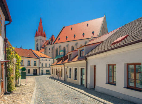 Relax v centre Znojma s polpenziou a celodennou vstupenkou do Aqualand Moravia.