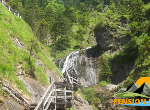 Rakúske Alpy: Pobyt v českom Penzióne Sunny na 3-6 dní pre 2 osoby s raňajkami.