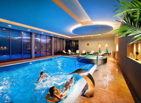 Jeden z najlepšie hodnotených hotelov: PARK**** pri rieke Orava s neobmedzeným wellness.