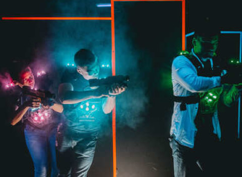 Akčná Laser Game a neobmedzená zábava v Sport&Fun zóne pre1 osobu (na výber z rôznych herných módov).