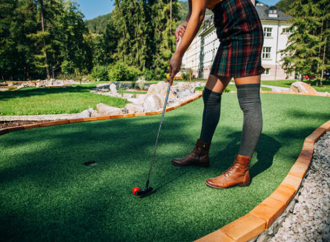 Adventure golf na 18-jamkovom ihrisku hotela Skalka*** 1x 60 min. hra pre 1 dospelú osobu.